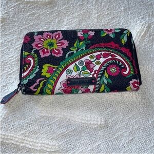 Vera Bradley Wallet Dark Blue Floral Design